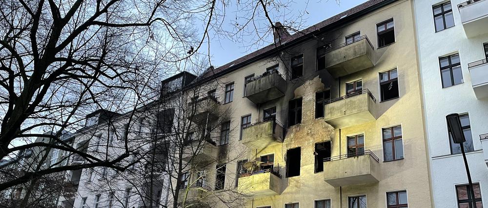 In einer Wohnung am Maybachufer in Berlin-Neukölln hat es gebrannt.