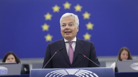 2023, Straßburg: Der damalige EU-Justizkommissar Didier Reynders hält im Europäischen Parlament eine Rede. 