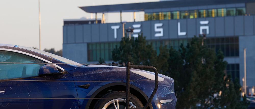 Tesla will sein Werk ausbauen: Eine erste Teilgenehmigung kann ab Donnerstag öffentlich eingesehen werden. (Archivbild)