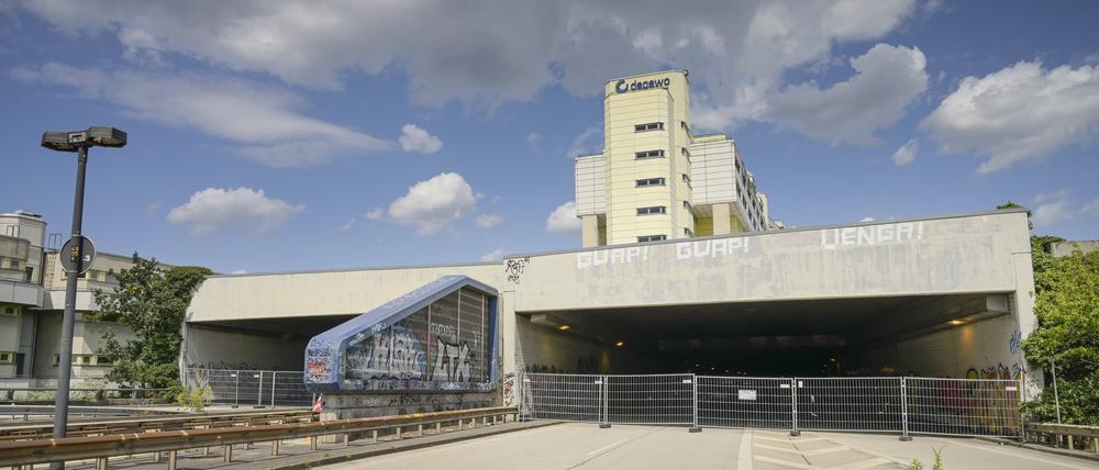 Tunnel Schlangenbader Straße, Berlin-Wilmersdorf.