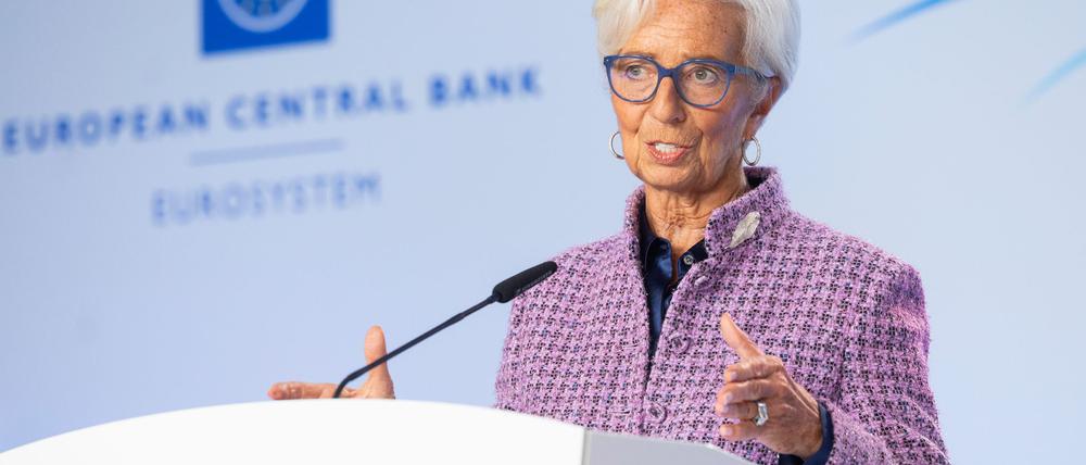 EZB-Präsidentin Lagarde warnt vor einer anhaltenden Konjunkturschwäche im Euroraum (Archivbild).