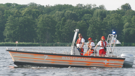 Leben retten Auch die Wasserwacht auf dem Wannsee profitiert von der Berliner LOTTO-Stiftung.