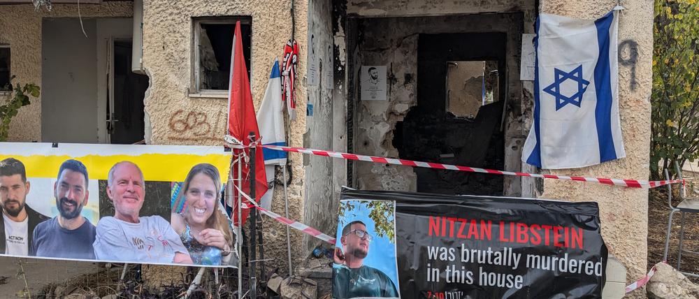 Ein zerstörtes Haus im Kibbuz Kfar Aza in Israel.