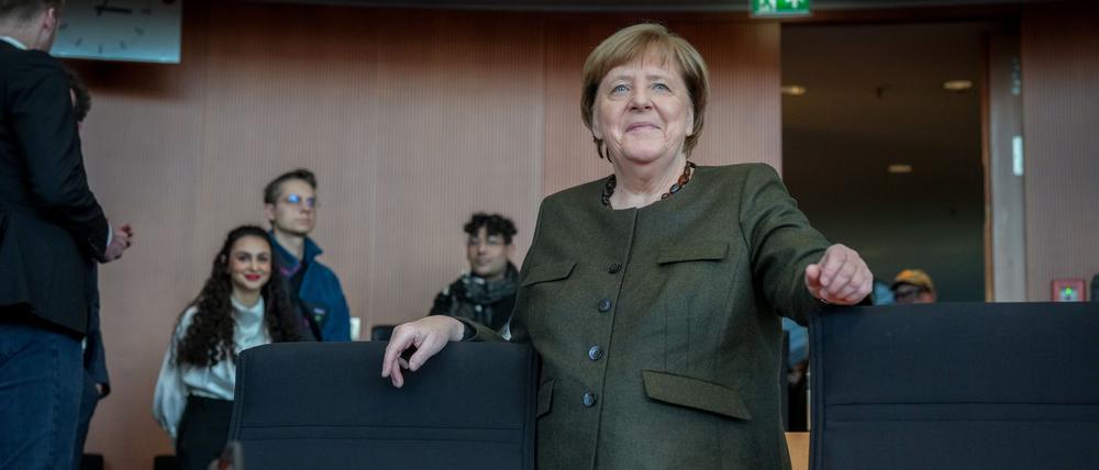 Mit der Befragung von Altkanzlerin Angela Merkel (CDU) ist die Vernehmung von Zeugen durch den Ausschuss voraussichtlich abgeschlossen.