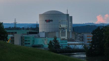 Das Atomkraftwerk Beznau steht im Fluss Aare auf einer künstlichen Insel (Archivbild).