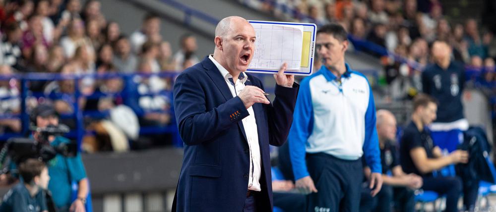 Trainer Joel Banks steht bei den Volleys vor einigen Herausforderungen.