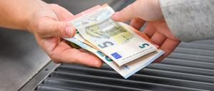 Höhere Verbraucherpreise zehren an der Kaufkraft.