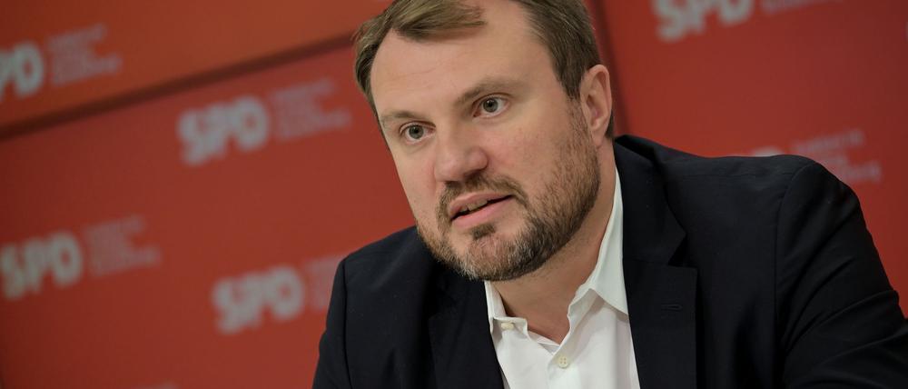 Brandenburgs SPD-Landtagsfraktionschef Daniel Keller ist im Gespräch für den Posten des Wirtschaftsministers in der Regierung mit dem BSW. (Archivbild)