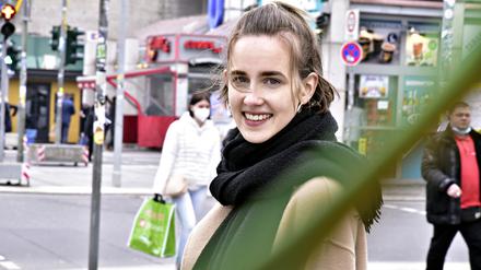 Helene Braun lebt in Berlin. Für ihr Theologie- und Rabbinatsstudium fährt sie nach Potsdam – wenn nicht gerade Pandemie ist.