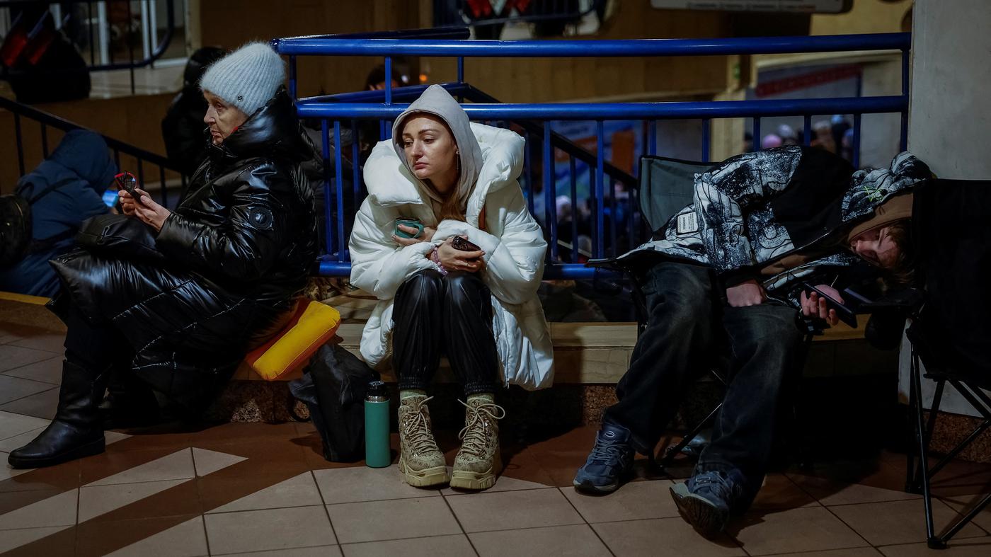 Sirenen-heulen-landesweit-Raketenalarm-f-r-gesamte-Ukraine-ausgel-st