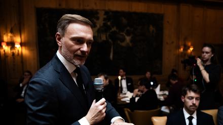 FDP-Chef Christian Lindner spricht beim Gründerszene Award Dinner im Journalistenclub des Axel-Springer-Hochhauses.