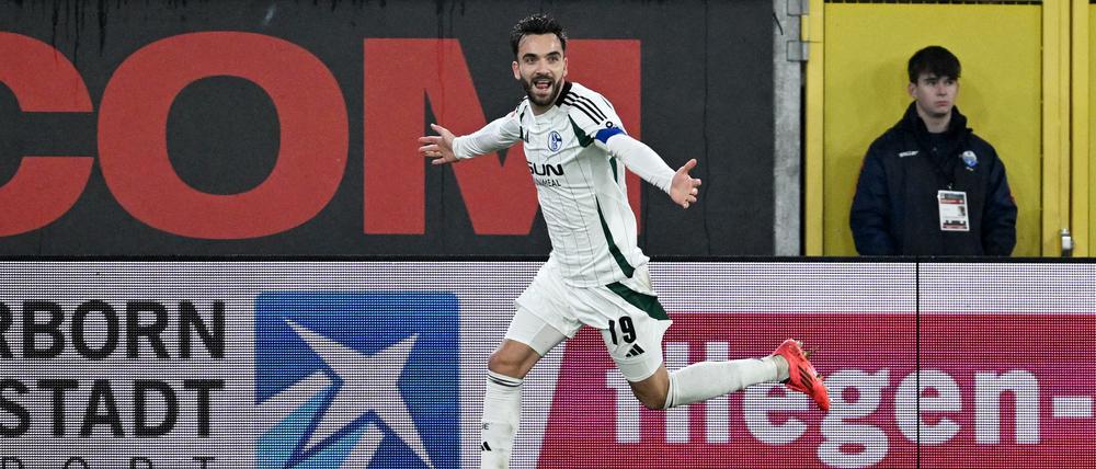 Führte Schalke 04 zum Sieg in Paderborn: Kenan Karaman