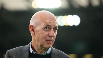 Aus Sicht des Präsidenten des Deutschen Fußball-Bundes (DFB), Bernd Neuendorf, ist die Konkurrenz um die Vergabe der Frauen-EM 2029 stark.