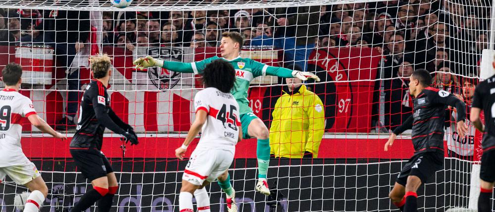 VfB-Torwart Alexander Nübel sah beim 0:1 nicht gut aus.