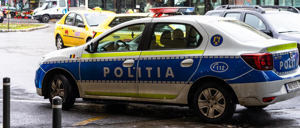 Polizeiauto vor dem Nordbahnhof Bukarest (Symbolbild)