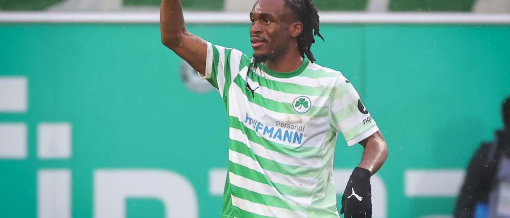 Der Mann des Tages in Fürth: Doppel-Torschütze Noel Futkeu.