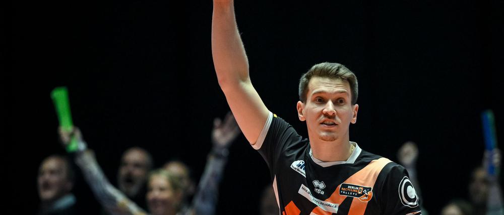 Johannes Tille und die BR Volleys feierten den elften Sieg im elften Bundesliga-Spiel.