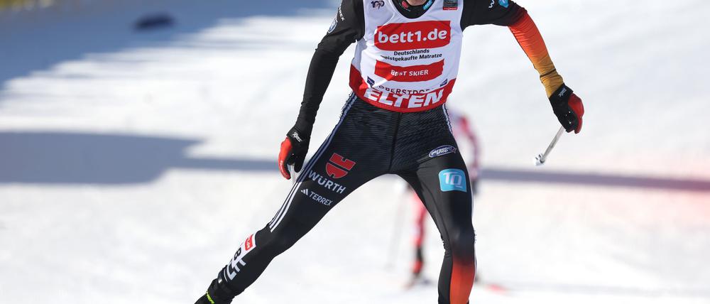 Vinzenz Geiger hat seinen zweiten Weltcup-Sieg in dieser Saison gefeiert.