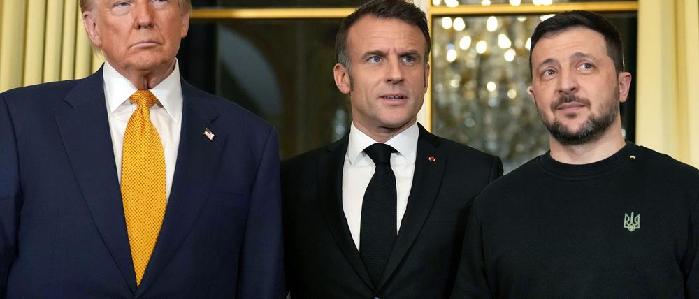 Trump hatte einen Besuch in Paris auch für ein Treffen mit dem französischen und dem ukrainischen Präsidenten genutzt. 