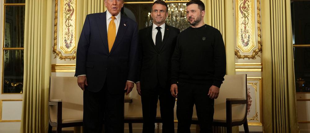 Trump nutzte seine erste Auslandsreise seit dem Wahlsieg für Gespräche zur Ukraine.