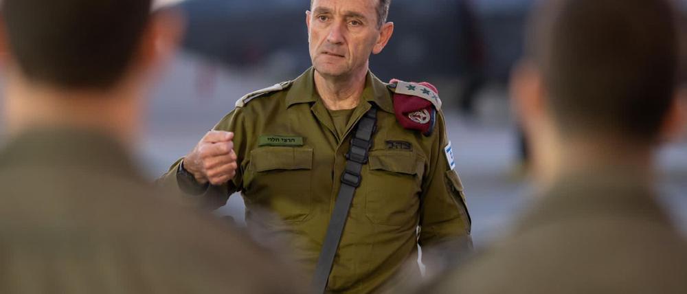 Israel sieht sich nach Worten seines Generalstabschefs Herzi Halevi nach dem Umsturz in Syrien mit einer weiteren Front auf den Golanhöhen konfrontiert.