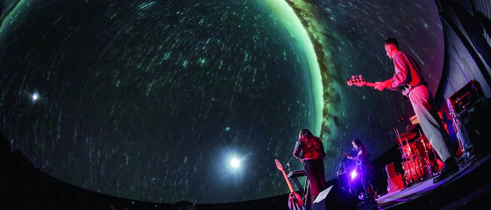 Intergalaktische Klänge Bei den Konzerten im Zeiss-Großplanetarium