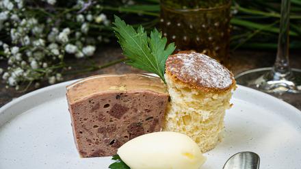 Geflügelleberterrine aus "Das Preußische Kochbuch" Bebra-Verlag.