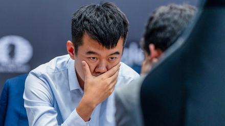 Schach-Weltmeister Ding Liren hält seine Chancen auf die Titelverteidigung aufrecht.
