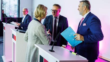 Die Brombeer-Koalitionäre in Thüringen haben sich auf die Besetzung der Ministerien geeinigt. 