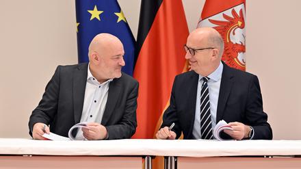 SPD-Ministerpräsident Dietmar Woidke (r.) und Vize-Regierungschef Robert Crumbach (BSW).