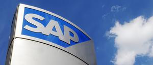 Logo des Softwareherstellers SAP an einem Gebäude am Konzernsitz in Walldorf, Baden-Württemberg