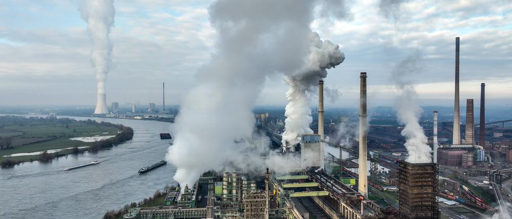 ThyssenKrupp Steel in Duisburg-Marxloh am Rhein