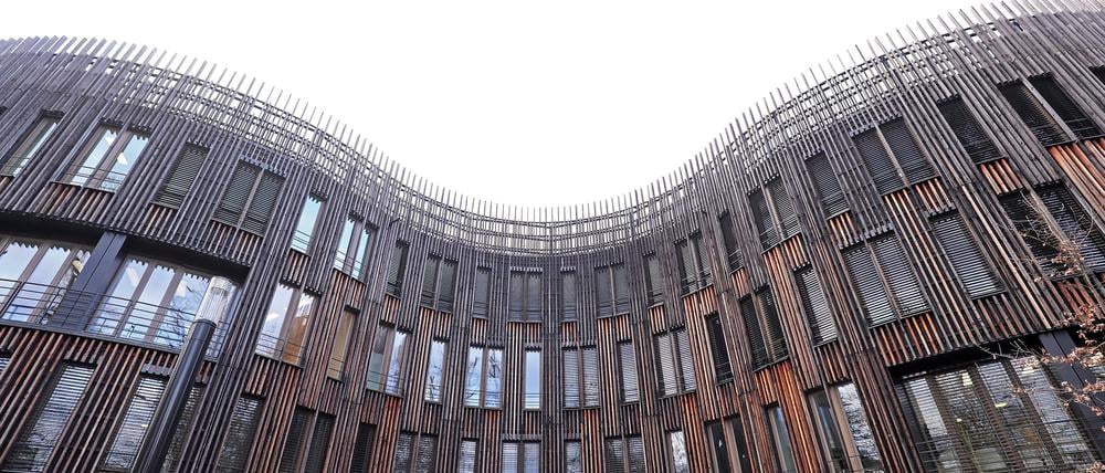 Das Kleeblatt Haus des Instituts für Klimafolgenforschung im Wissenschaftspark Albert Einstein am Telegrafenberg in Potsdam.