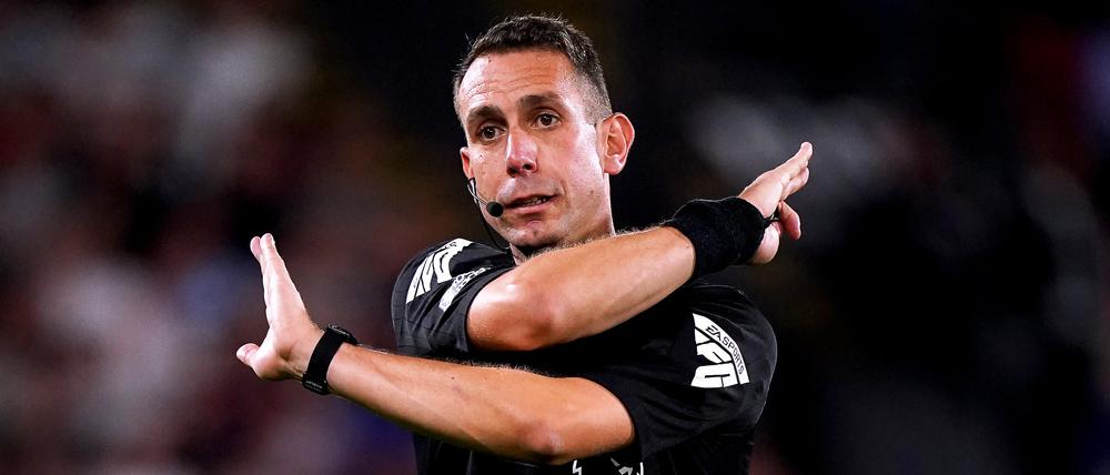 David Coote hatte Jürgen Klopp beleidigt, nun zieht die Schiedsrichter-Behörde Konsequenzen.