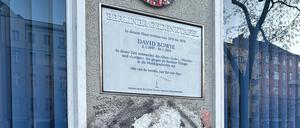fehlende David-Bowie-Büste an seinem einstigen Schöneberger Wohnhaus
