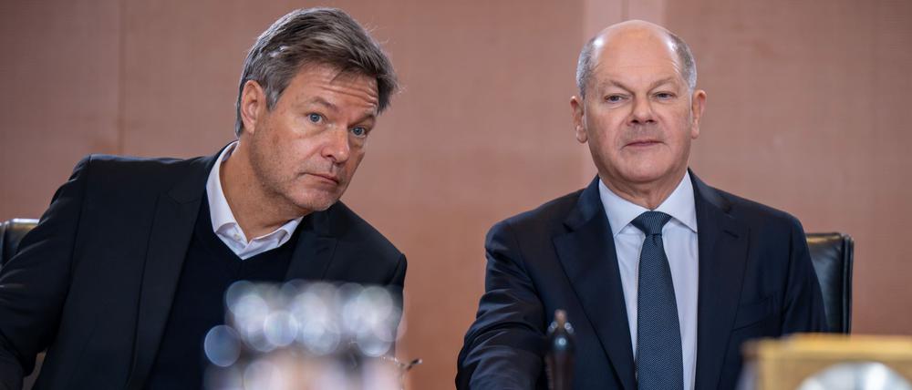 Gab es einen Deal? Robert Habeck (l.) und Olaf Scholz in einer Kabinettssitzung.