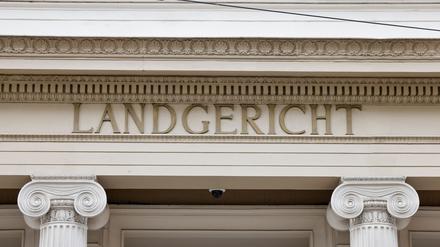 Der Mann soll seine Bekannte aus Wut mit 135 Messerstichen getötet haben. (Archivfoto)