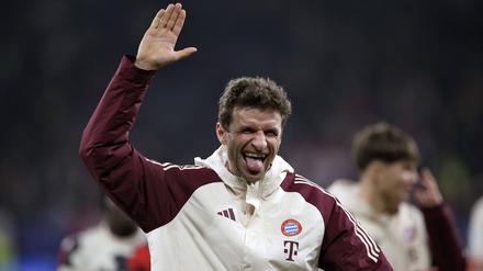 Thomas Müller sorgt wieder für gute Stimmung beim FC Bayern.