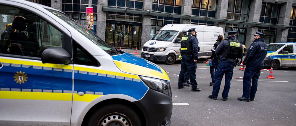 Am Tatort wurde nach Polizeiangaben ein Schuss abgegeben. 