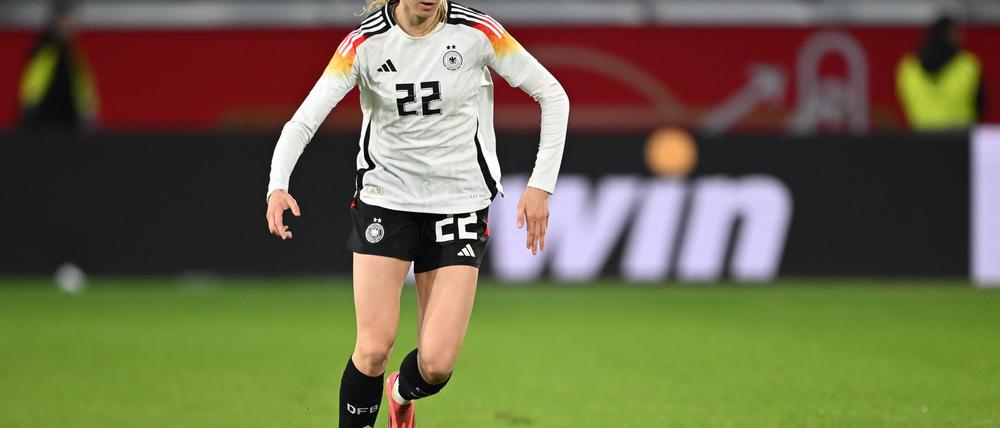 Vor dem Weggang aus Wolfsburg: Nationalspielerin Jule Brand.