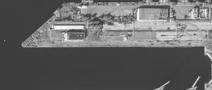 Satellitenaufnahmen des leeren Hafens von Tartus.