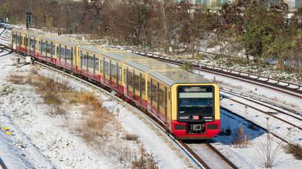 Schnee von morgen. Eine Berliner S-Bahn der neuesten Generation.