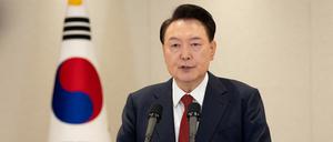 South Korean President Yoon Suk Yeol delivers an address to the nation at the Presidential Office in Seoul, South Korea, December 12, 2024.   The Presidential Office/Handout via REUTERS   ATTENTION EDITORS - THIS IMAGE HAS BEEN SUPPLIED BY A THIRD PARTY.