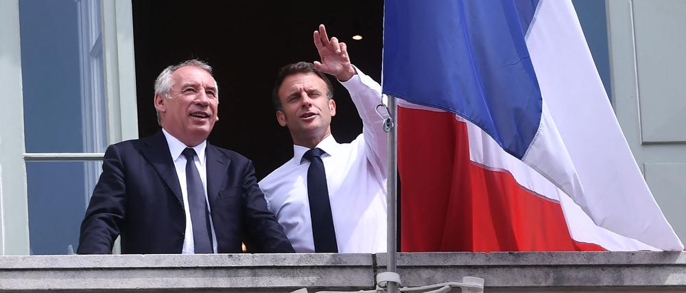 Der französische Präsident Emmanuel Macron und der zukünftige Ministerpräsident Francois Bayrou.