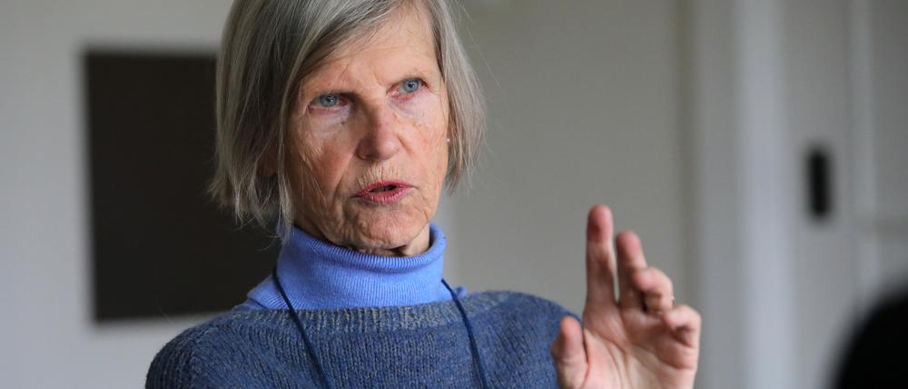 Gespräche über Oststolz: Alice Bahra spricht darüber, wie sie nach 1989 neu fliegen lernte.