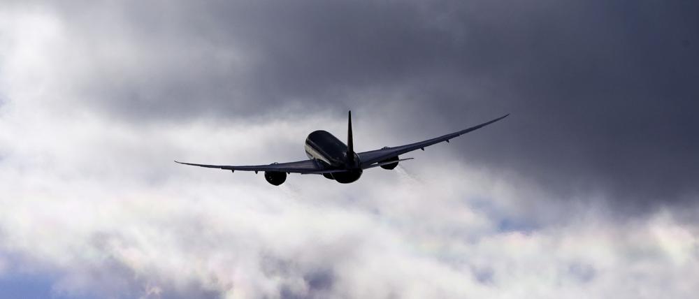In Berlin halten sich derzeit 2.270 Menschen ohne gütige Aufenthaltserlaubnis und Duldung auf. (Symbolbild)