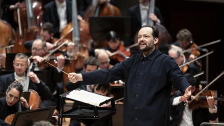 Der lettische Stardirigent Andris Nelsons in der Philharmonie. 