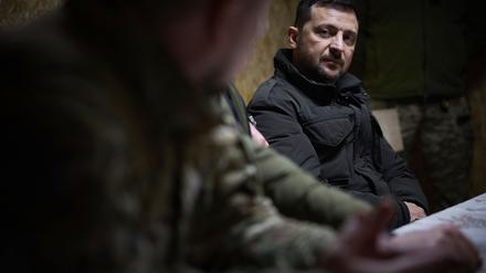 Die Ukraine will vor Verhandlungen über einen Waffenstillstand wissen, dass ihre Sicherheit garantiert wird. 