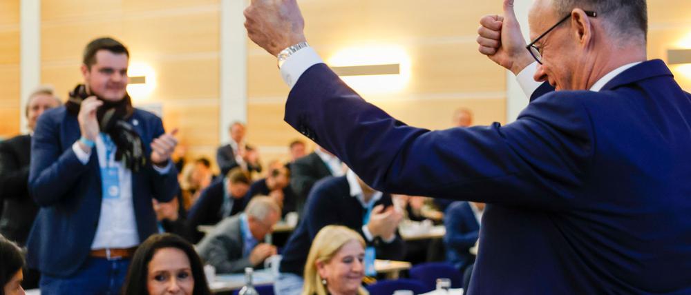 CDU-Chef Friedrich Merz versprach bei seiner Nominierung zum Spitzenkandidaten in Nordrhein-Westfalen die im Wahlprogramm genannten Steuersenkungen.