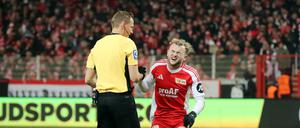 Benedict Hollerbach (rechts) und sein 1. FC Union Berlin haben momentan nichts zu Lachen.
